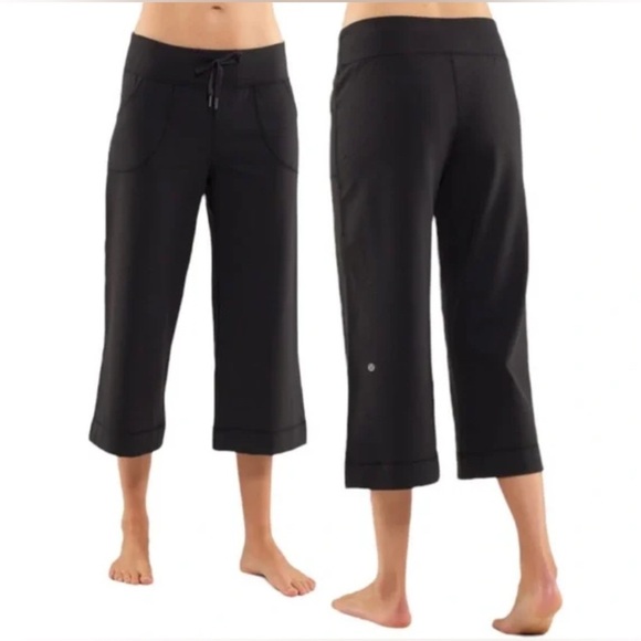 Lululemon Black Cropped Wide-Leg Pants with Logo Detail - Picture 1 of 7